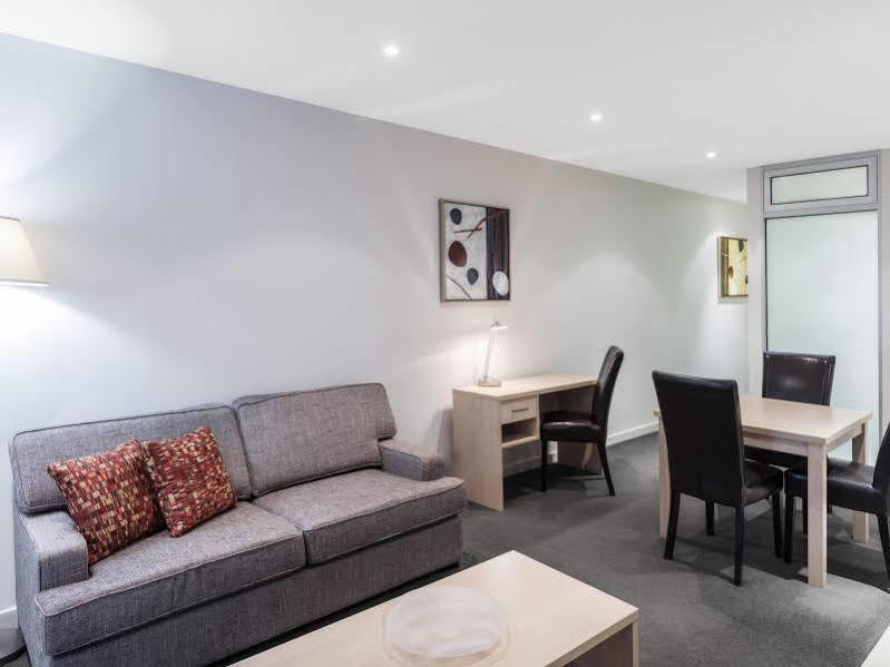 Istay Precinct Adelaide Bagian luar foto